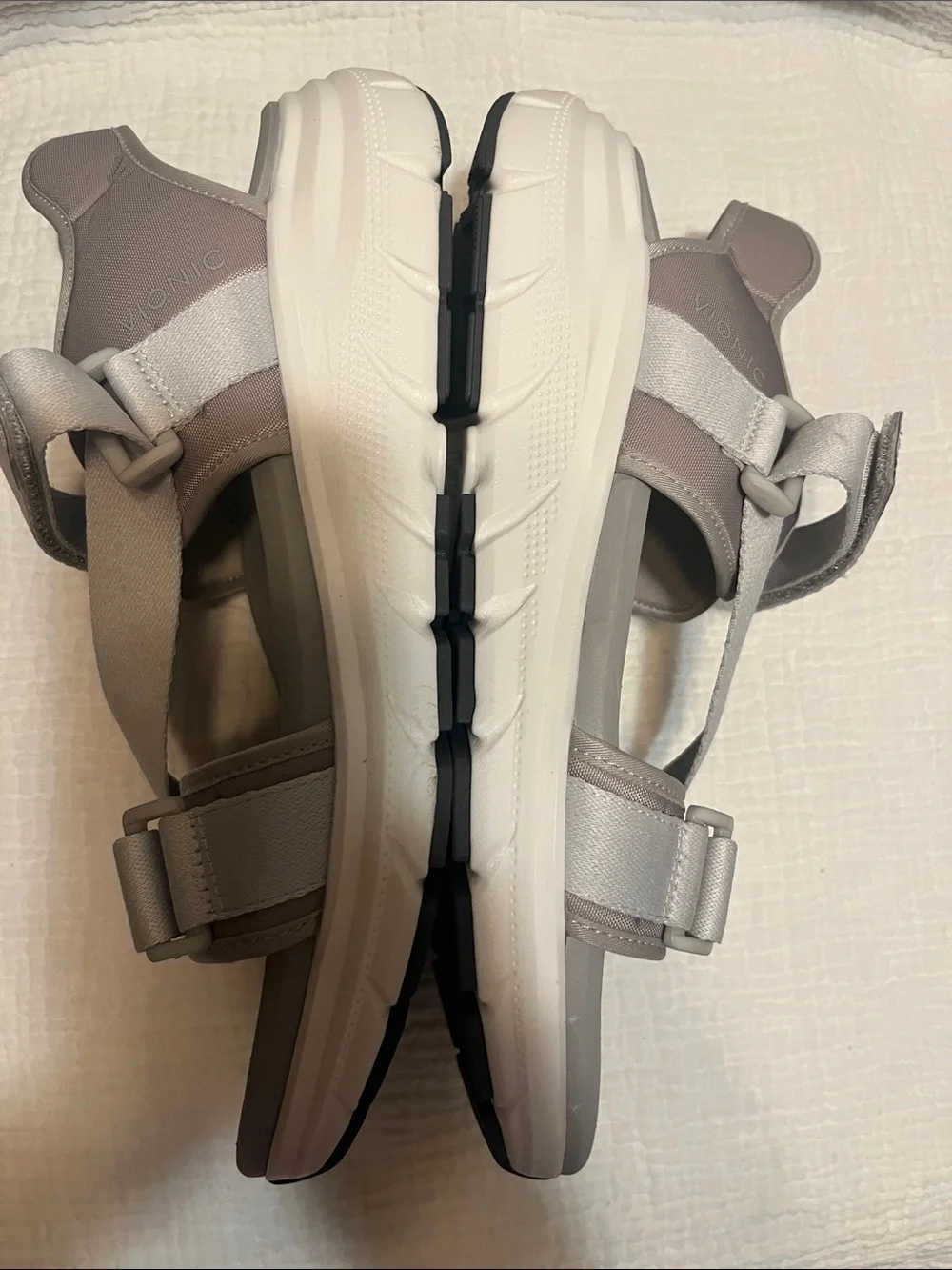 VIONIC Men’s Sandals Size 10-11